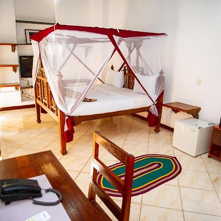 La Neisha Hotel Zanzibar Buitenkant foto