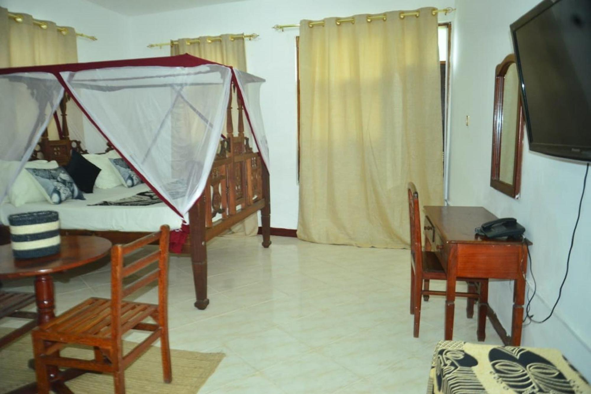La Neisha Hotel Zanzibar Buitenkant foto