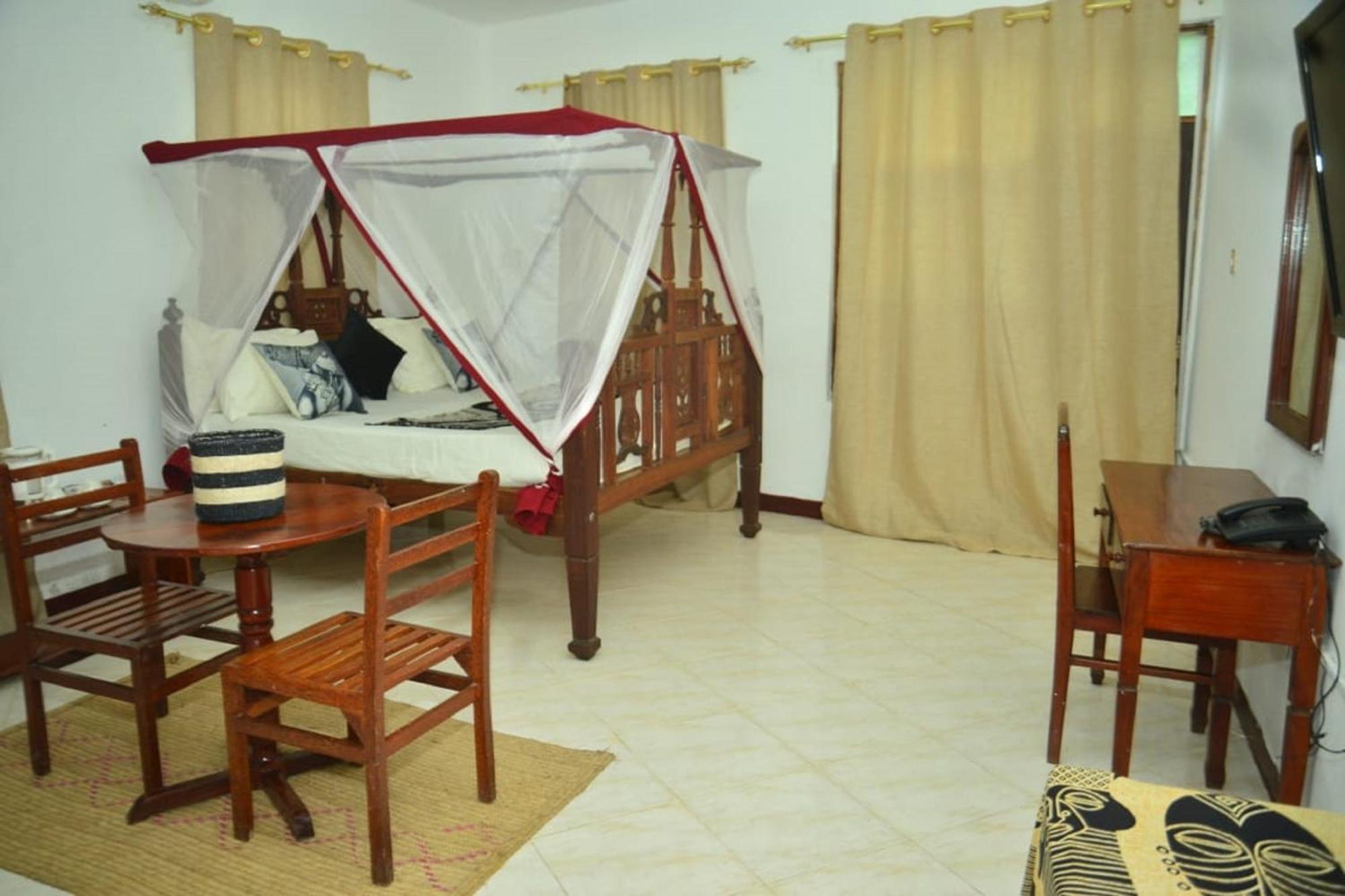 La Neisha Hotel Zanzibar Buitenkant foto