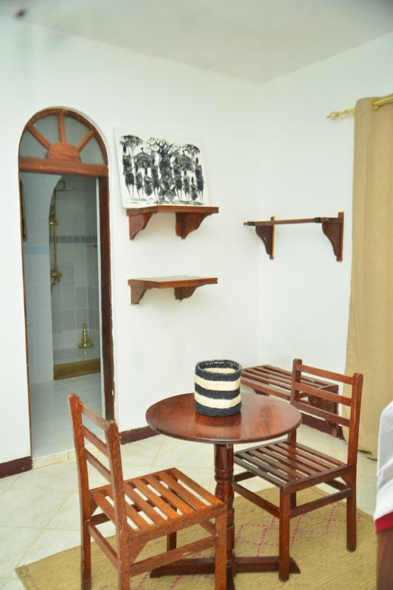 La Neisha Hotel Zanzibar Buitenkant foto