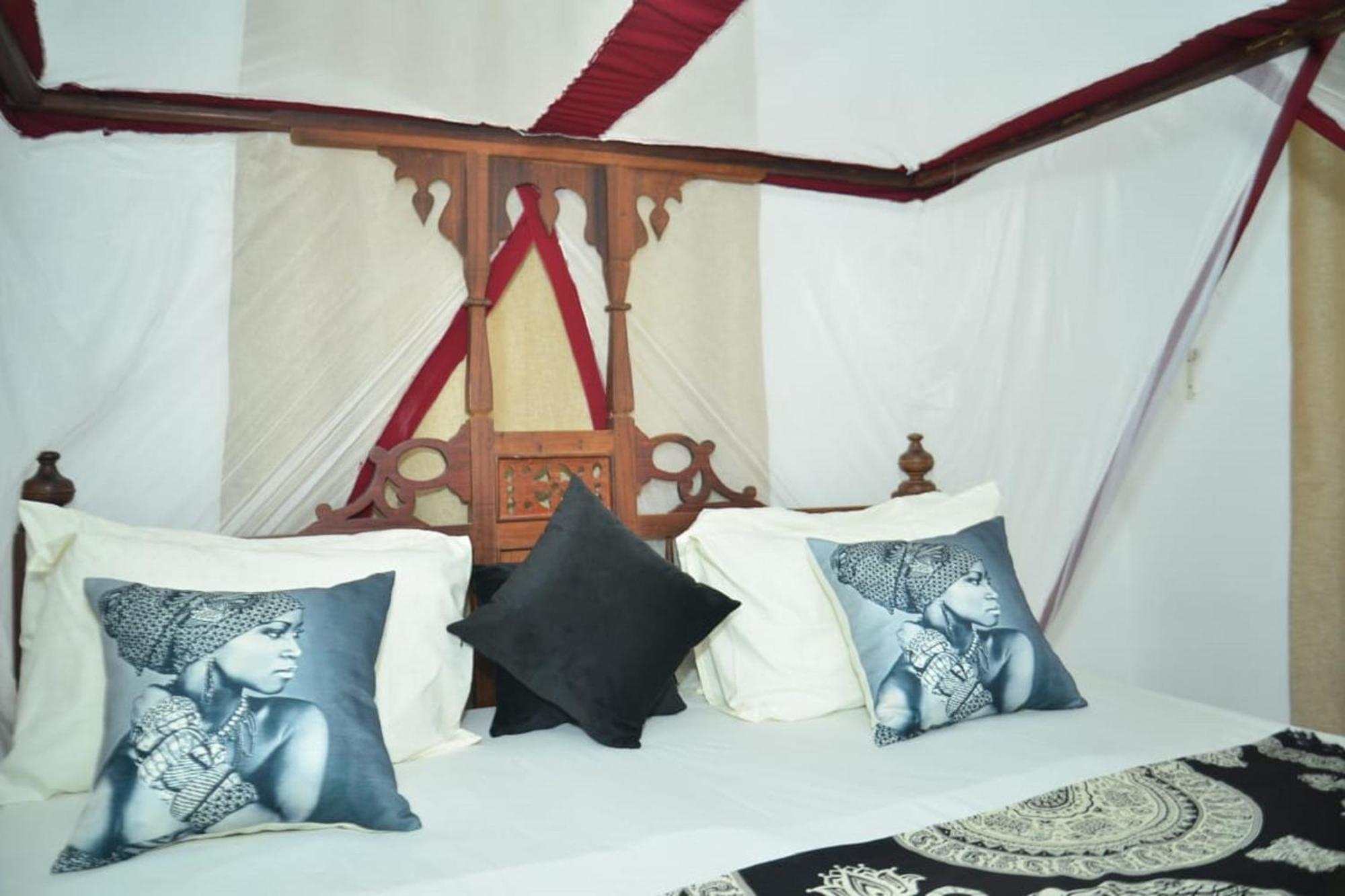 La Neisha Hotel Zanzibar Buitenkant foto