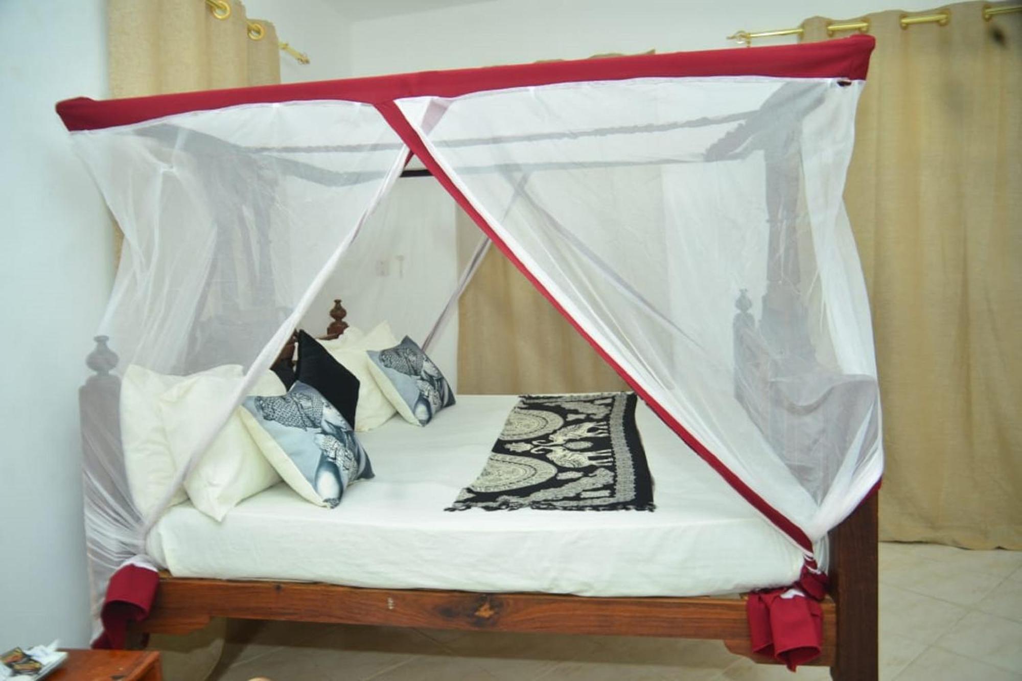 La Neisha Hotel Zanzibar Buitenkant foto