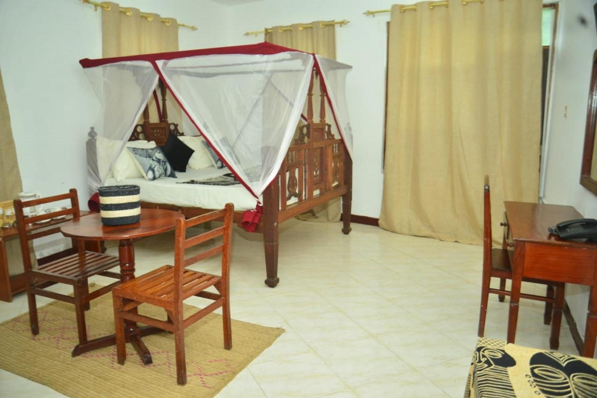 La Neisha Hotel Zanzibar Buitenkant foto