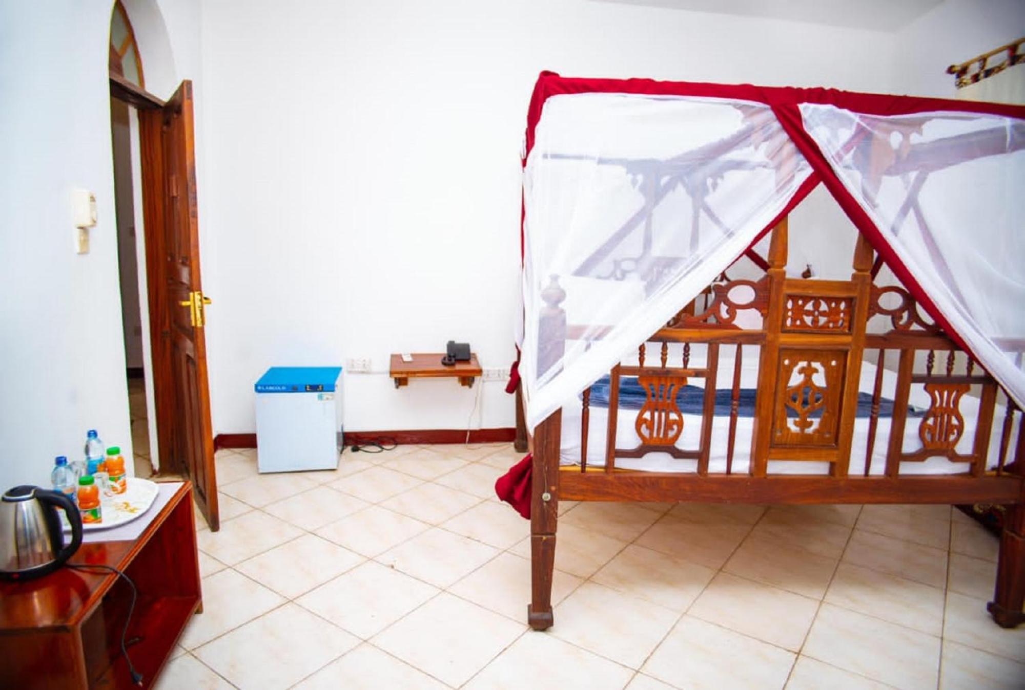 La Neisha Hotel Zanzibar Buitenkant foto